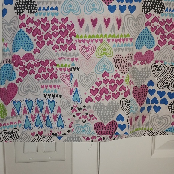 Bonita scrubs top - Picture 3 of 12